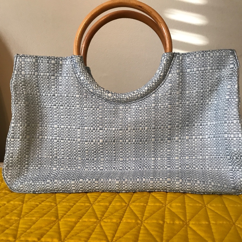Straw summer bag